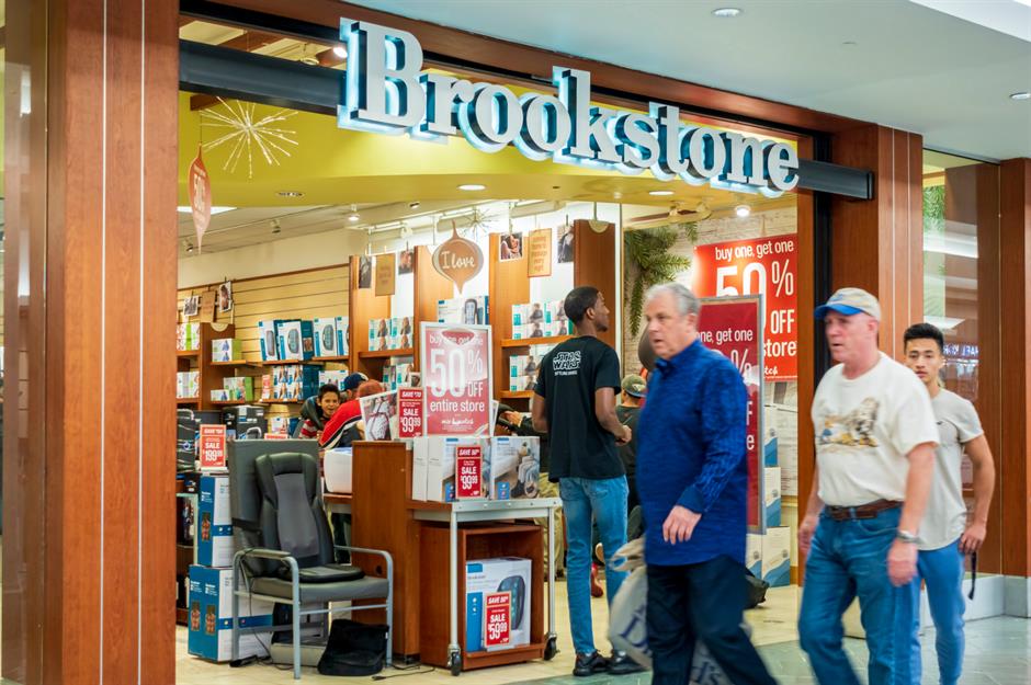 Brookstone: 101 stores